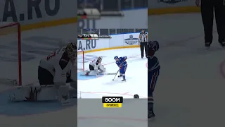 Этот Русский Хоккеист Забивает Без Броска! #хоккей #shorts