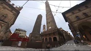 🇮🇹360°Bologna: The two Towers, Garisenda and degli Asinelli under maintenance 義大利波隆那雙塔維修中