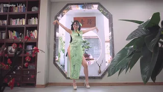 Dance with cheongsam