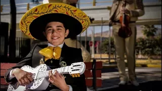 Luis Angel Gomez Jaramillo- Popurrí con Mariachi COCO Disney Pixar