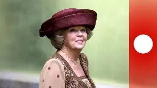 Queen Beatrix makes farewell address on eve of abdication