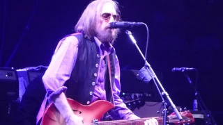 Tom Petty and the Heartbreakers - Free Fallin' (Dallas 04.22.17) HD