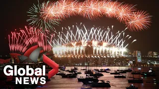 New Year's 2020: Sydney puts on famous fireworks display | FULL