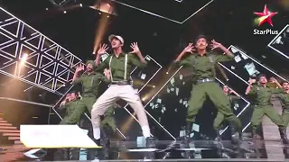 Border special emotional moment 😢 with sunny deol & sunil shetty#in Dance +5