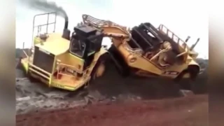 Сумасшедший Экскаваторщик работа тяжелой техники Crazy Job Excavator  Heavy Equipment FAIL WIN 2016