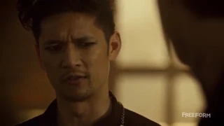 Shadowhunters 2x18/ Magnus Talks and Lies to Alec Malec Scene Season 2 Episode 18