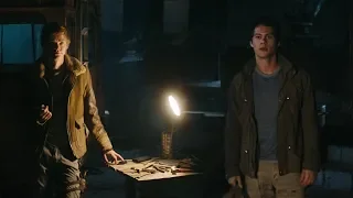 Newt won't let Thomas fight WCKD alone [The Death Cure]