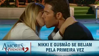 Amores Verdadeiros - Nikki e Gusmão se beijam pela primeira vez