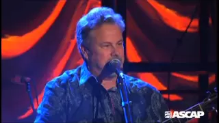 Robert Earl Keen performs "This Old Porch" To Honor Lyle Lovett