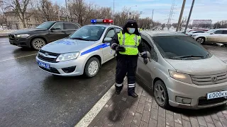 Младший состав и пожилой капитан налетели на тонировку / Тормозная жидкость ДПС / Трое на одного