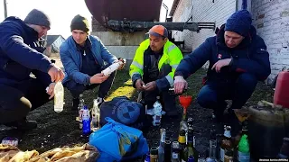 Making Molotov Cocktails, Ukrainian Civilians Prepare To Defend Homes