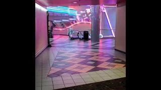 Tim Legend - Soda City Funk (played in an empty mall)