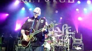 Everlast  - "Whats It Like" Live @ The Key Club 10/17/09 Part 1-2