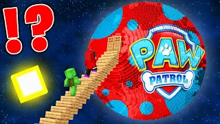 JJ and Mikey Build THE LONGEST STAIRS to PAW PATROL PLANET in Minecraft Maizen!