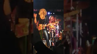 Samantha Fish smokin' at the Token 03/16/19!