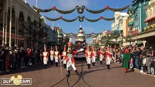 Disney's Christmas Parade - la Parade de Noel Disney - 2019