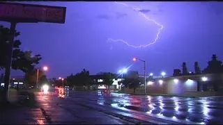 How to stay safe during lightning storms