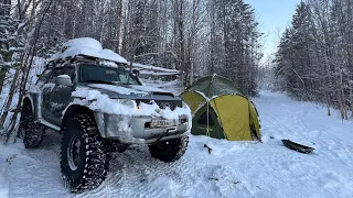 В Карелию зимой, один на озере.