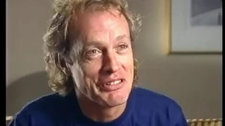 Angus Young "The Guitar Show" (Better Quality)