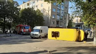 Аварія маршрутки та мікроавтобусу в Кропивницькому