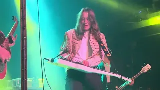 Tennessee (w/ Larkin Poe)- Tyler Bryant & the Shakedown | “Electrified” album release show