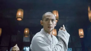 Kung Fu Monk used a Unique Move to hang and beat Martial Arts Master, Shocking Everyone!