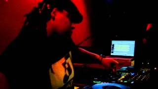 T Mixwell @ St Paddy's Day Fiasco in Chicago 17.3.12.MPG