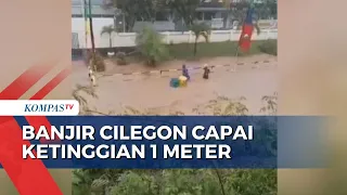 Sejumlah Ruas Jalan Raya Anyer Cilegon Banten Terendam Banjir hingga Ketinggian 1 Meter