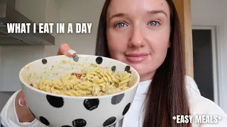 WHAT I EAT IN A DAY