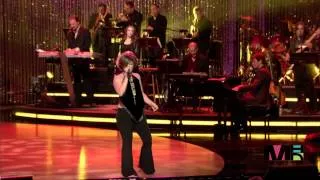 (HD) Kelly Clarkson - Why Haven't I Heard From You (CMT Giants Honor Reba)