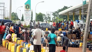 BREAKING!!! Fuel scarcity hits Lagos metropolis