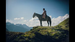 Мы дети гор - Джигиты Карачаево-Черкесии скачут в горах Архыза