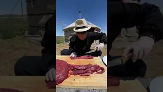 Wow reality life mongolian man cutting beef and cooking famous recipe for Using beef to cook #195