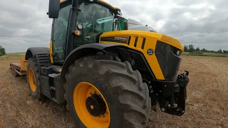2020 JCB Fastrac 4220 6.6 Litre 6-Cyl Diesel Tractor (235 HP)