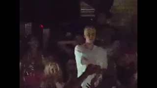 [4] Another fan taken video of Justin Bieber at a night club in Calgary, AB last night (06/13/16)