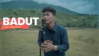 BADUT - RICKY FEBRIANSYAH FT TRI SUAKA | (Cover By Andre Mastijan)