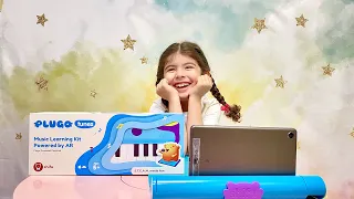 Mellybee Learns How to Play the Piano with Plugo Tunes by Playshifu Piano Learning Kit 🎹