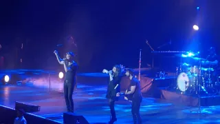 Lady Antebellum - Islands in the Stream (live at country 2 country, O2 Arena London, March 8th 2015)