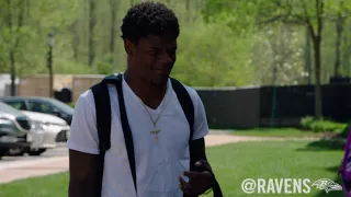 Lamar Jackson Arrives for Baltimore Ravens' Rookie Minicamp