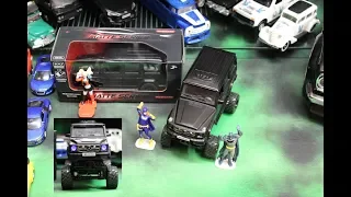 Тюнинг модельки.RMZ City 1:36 Lifted  MERCEDES-BENZ G63 AMG (W463)  "Batmobile"