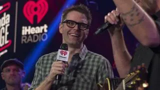 Blake Shelton “Air Guitar” (Q&A on the Honda Stage at the iHeartRadio Theater)