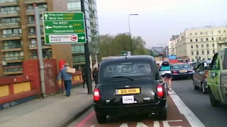 Taxi Tailgating Cyclist  (Reg: B16NDK / Driver: 52908)