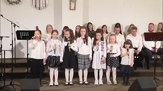 "ХРИСТОС ВОСКРЕС, земля радіє!" - діти недільної школи