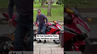 No hay hombres feos 🥳 #bogota #colombia #moteros #motos #superbikes #bikers