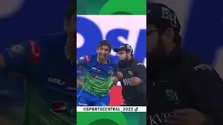 Aleem Dar Makes Fun With Dahani #HBLPSL8 #SabSitarayHumaray #SportsCentral #Shorts MI2A