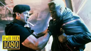 Sylvester Stallone catches Wesley Snipes in 1996 / Demolition Man (1993)