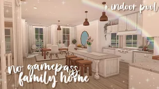 no gamepass family home (+indoor pool) ♡ | bloxburg speedbuild | luminto