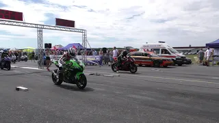 Yamaha R6 vs Kawasaki ZX10R 🚦🏍  motorcycle drag race - 4K UHD 50 FPS