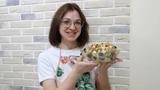 Салат с курицей, маслинами, и овощами. Нежнейший...