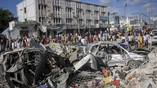 100 Tote nach Selbstmordanschlägen in Somalia